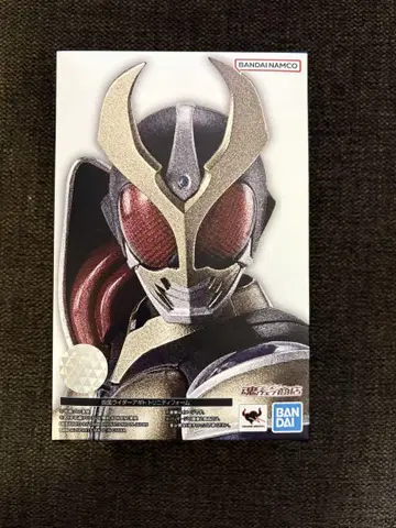S.H.Figuarts (진골조제법) 가면라이더 아기토 트리니티 폼