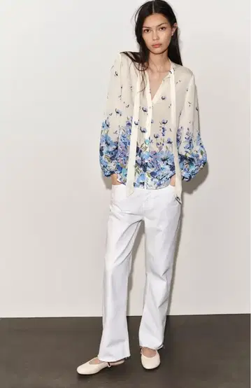 ZARA 리본 타이 블라우스