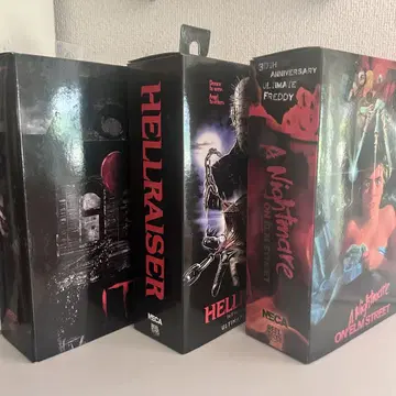 엘름가의 악몽 IT 헬레이저 NECA 피규어