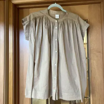 어반 리서치 도어스 F 코튼 보일 개더 블라우스