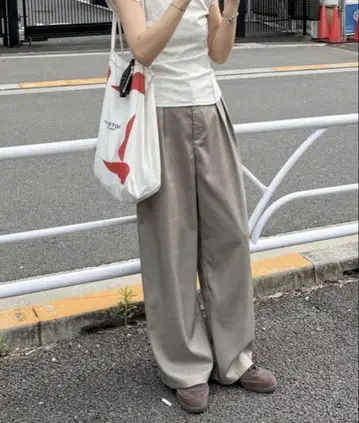 feepur 더블 턱 와이드 슬랙스 그레이 M