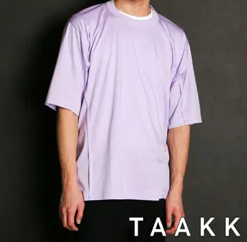 컨디션 최상 TAAKK  21SS 패턴 변형 T셔츠 라이트퍼플