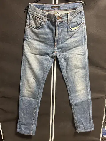 Nudie Jeans 라이트 블루 슬림 핏 데님