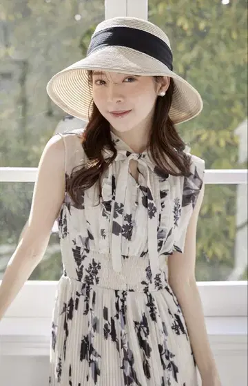 tocco 리본 포함 허리 셔링 플라워 프린트 플리츠 원피스