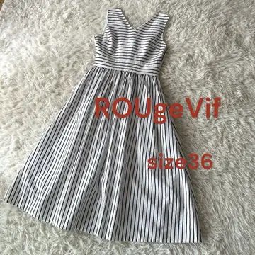 루비프 V넥 허리 절개 원피스