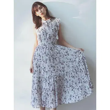 snidel sustainable 프릴 플리츠 원피스