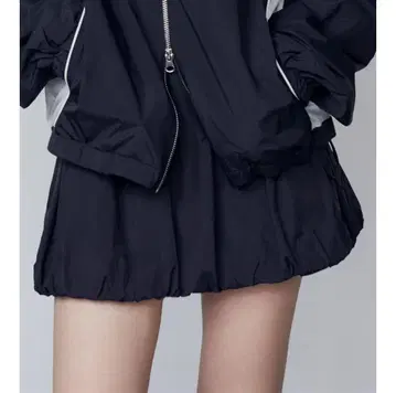 EMODA 나일론 벌룬 미니 스커트 블랙