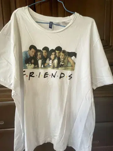 F.R.I.E.N.D.S. 화이트 티셔츠 XL