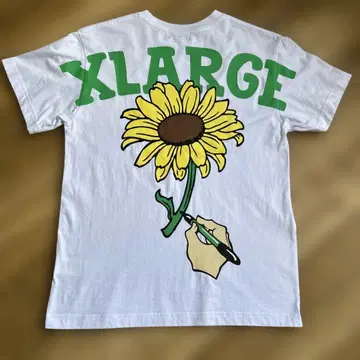 XLARGE 화이트 티셔츠