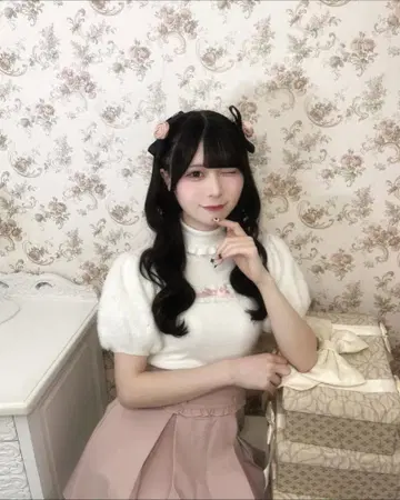 [기간 한정 가격 인하] meltie 몽글몽글 토끼 니트 화이트 상의