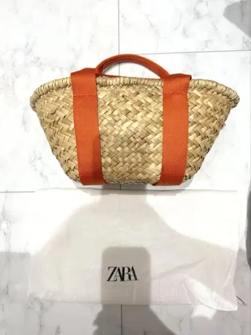 ZARA 카고백