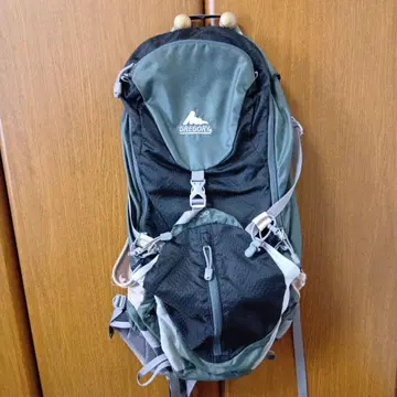 GREGORY Z30 백팩 그레이/블랙