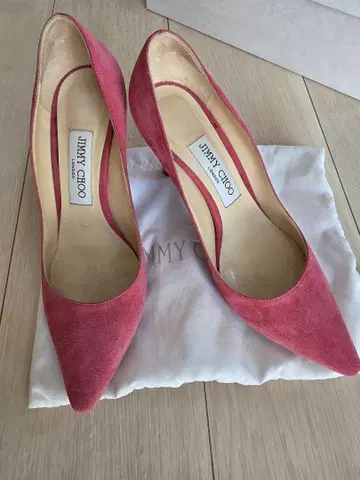 [새상품급] JIMMY CHOO ROMY 스웨이드 펌프스 핑크 37