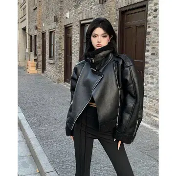 블랙 가죽 라이더 자켓