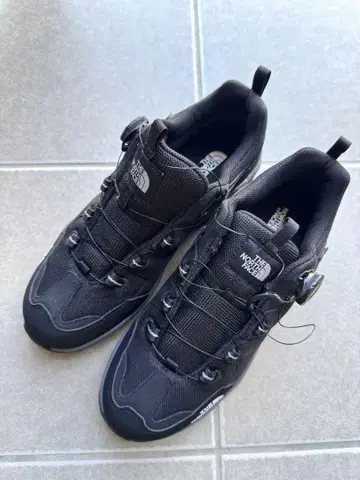 THE NORTH FACE 보아 스니커즈 블랙 워터가드 한국