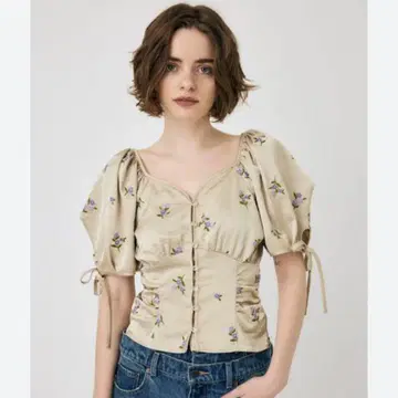 MOUSSY BUTTERFLY SLEEVE 블라우스