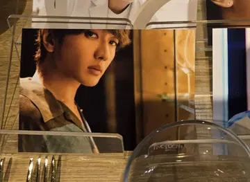 Nissy 카페 특전 포토 카드와 코스터 2장