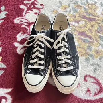 Converse 블랙 로우컷 스니커즈
