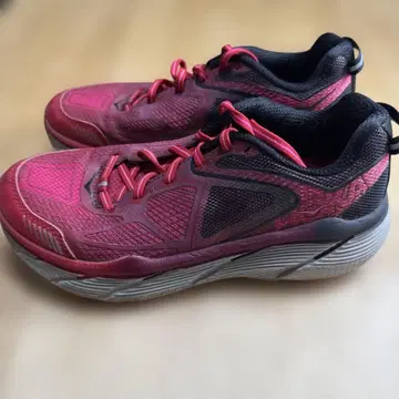 여전히 현역 HOKA 챌린저 ATR3 23.0cm