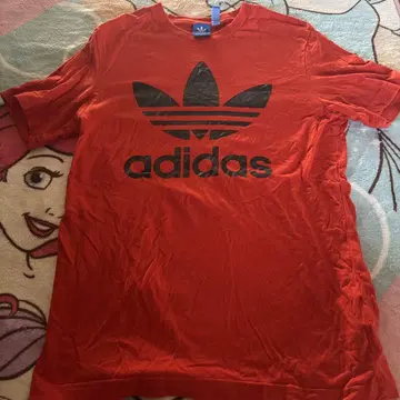adidas 빨간색 티셔츠