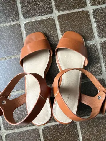 RANDA 브라운 스트랩 샌들 M 사이즈