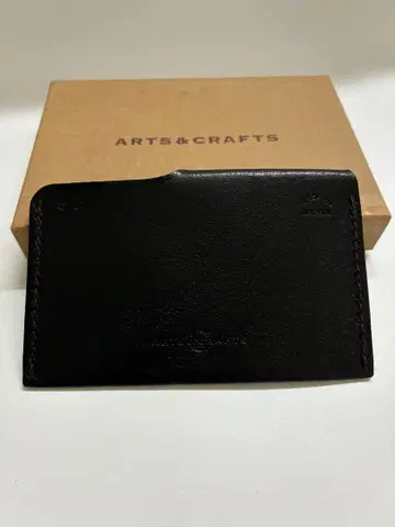ARTS&CRAFTS 블랙 카드 케이스