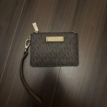 Michael Kors 프래그먼트 케이스 다크 브라운