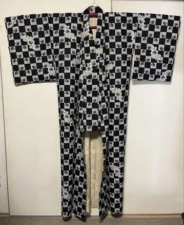 워셔블 기모노 이중 격자 무늬 x 장미