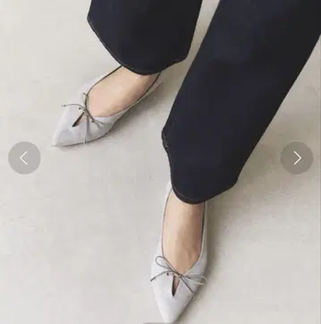 르 탈론 펌프스 리본 플랫 펌프스