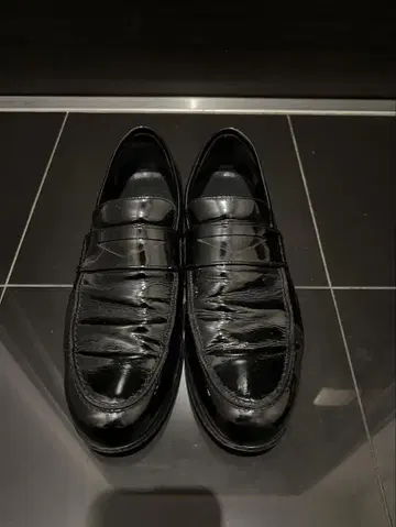 지미추 에나멜 로퍼 블랙 41 26 27cm