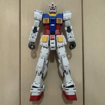 RG RX-78-2 건담 Ver. 2.0 조립 완성품, 새상품급 중고