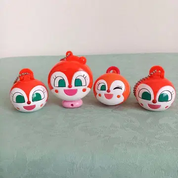 호빵맨 짤랑이 4개 세트