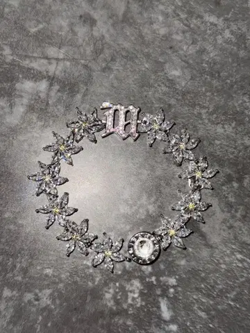 MISBHV Flower Bracelet