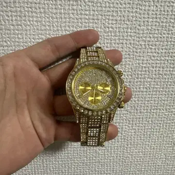 골드 크리스탈 장식 크로노그래프 시계