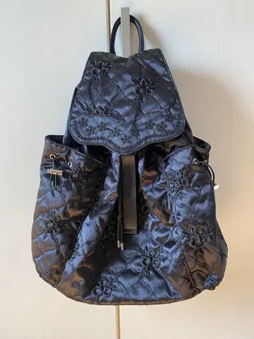 POPPY POINTE BACKPACK (BLACK)