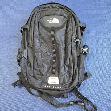 THE NORTH FACE HOT SHOT 블랙 백팩