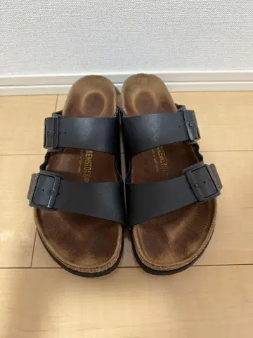 버켄스탁 애리조나 40 블랙 샌들 중고 독일제