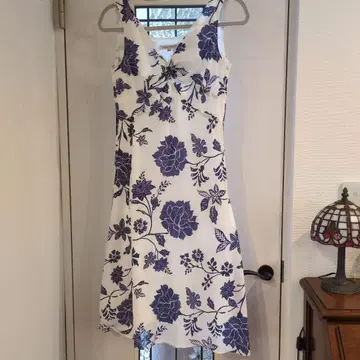 LAURA ASHLEY 플라워 프린트 원피스 사이즈 7