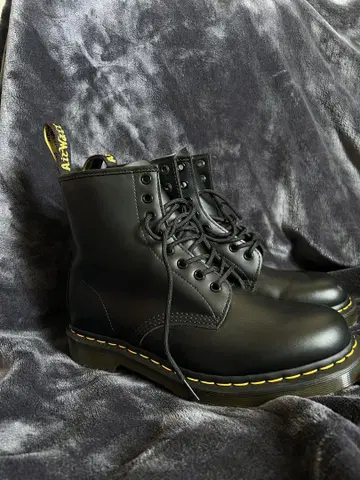 Dr.Martens 8홀 27cm