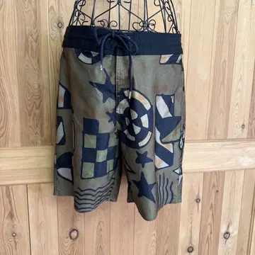Volcom 별 패턴 숏팬츠 올리브 그린