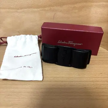 페라가모 머리핀