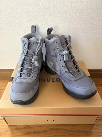 CONVERSE 윈터 사양 하이컷 부츠 그레이