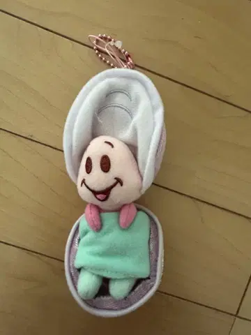 디즈니 Disney 영 오이스터 봉제 인형 키링 미사용