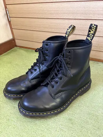 닥터마틴 DR.Martens 8홀 1460
