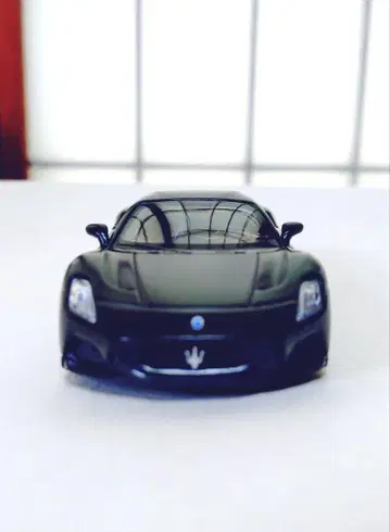 Maserati MC20 블랙 미니카