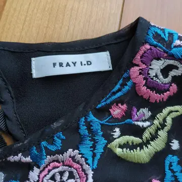 FRAY I,D 자수 x 튤 원피스