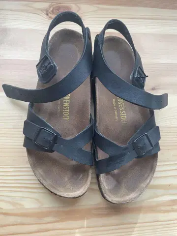 BIRKENSTOCK Rio 블랙 샌들 38