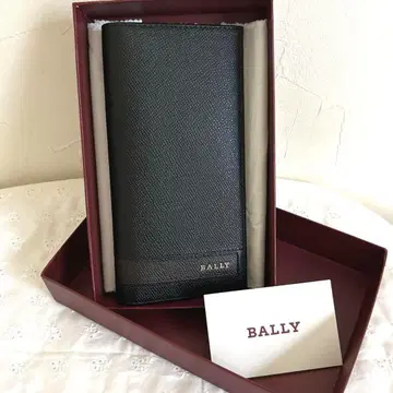 컨디션 최상 BALLY 발리 반지갑 지퍼 장지갑 엠보 가죽 블랙 볼드
