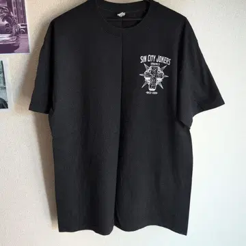 SIN CITY JOKERS 블랙 티셔츠 LARGE BLACK