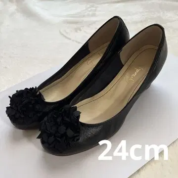 블랙 펌프스 장식 포함 24cm